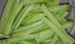 油皮可以吃瓜吗,油皮可以吃瓜吗？夏日饮食攻略揭秘