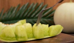 老天赏瓜吃,瓜果飘香，共享丰收喜悦