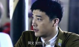 嫂子和弟弟吃瓜,家庭温馨瞬间曝光