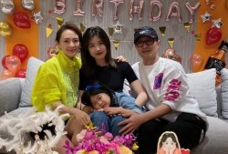 汪峰大女儿吃瓜,揭秘娱乐圈幕后真相