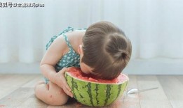健康 娃娃吃瓜,娃娃吃瓜的甜蜜时光