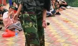 吃瓜教官被抓视频,揭秘背后惊人真相