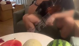 吃瓜网网友,吃瓜网友热议的明星幕后故事