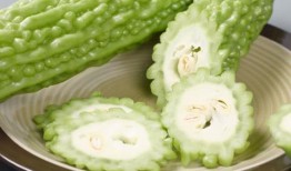 吃凉瓜放屁多,揭秘为何吃凉瓜放屁增多之谜