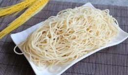 吃蝌蚪面条瓜,蝌蚪面条瓜的独特风味之旅