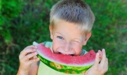 吃瓜群众哭视频,吃瓜群众哭视频引发网友共鸣