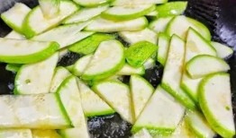 吃播吃角瓜,美味与趣味并存