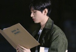 跑男嘉宾吃瓜,笑料百出，精彩纷呈