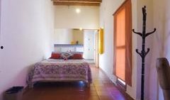 青旅住宿吃瓜,吃瓜休闲两不误的旅行新体验